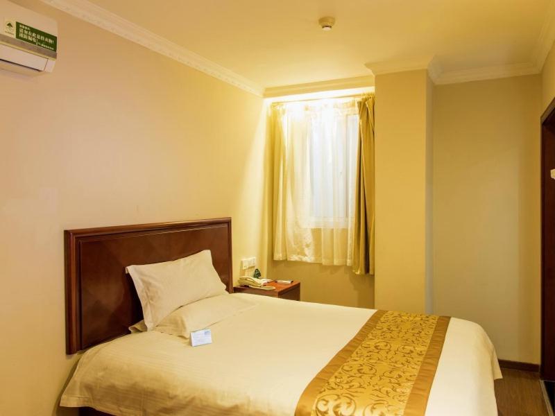 Greentree Inn Jiangsu Taizhou Jingjiang Bus Station Express Hotel Bagian luar foto