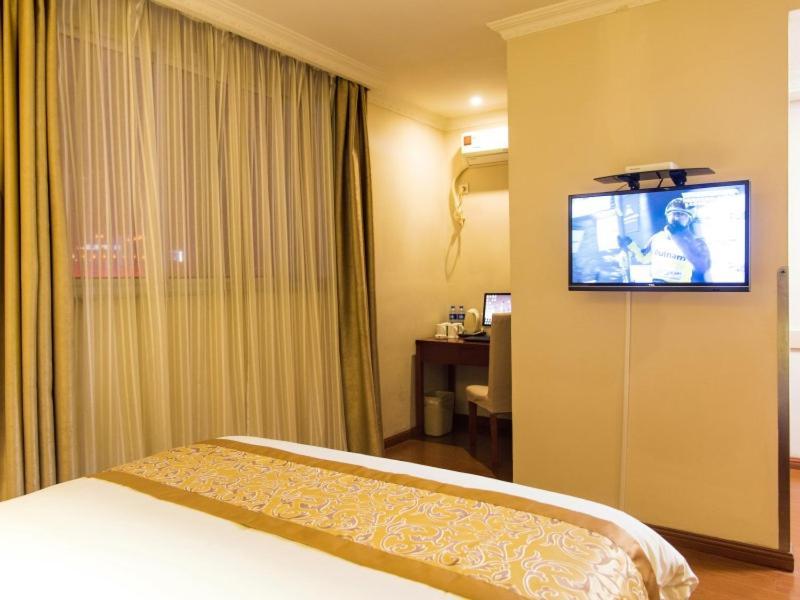 Greentree Inn Jiangsu Taizhou Jingjiang Bus Station Express Hotel Bagian luar foto