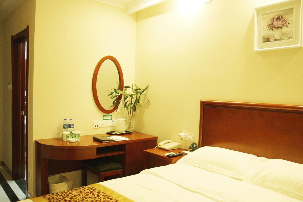 Greentree Inn Jiangsu Taizhou Jingjiang Bus Station Express Hotel Bagian luar foto